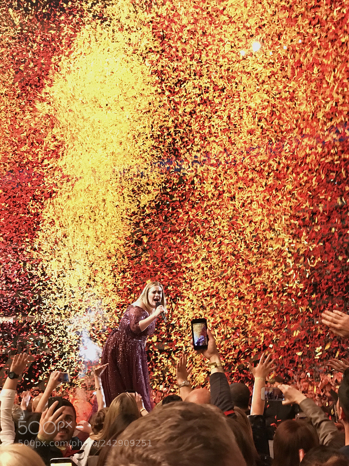 Apple iPhone 7 Plus sample photo. Adele on stage. one photography