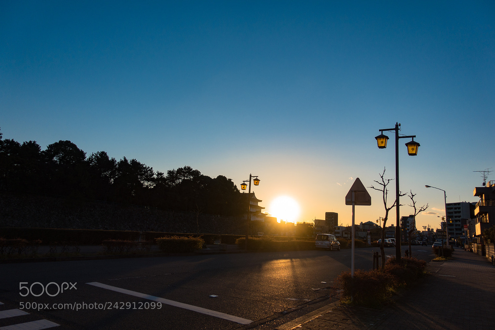Sony DSC-RX100M5 sample photo. Nagoya castle town and photography