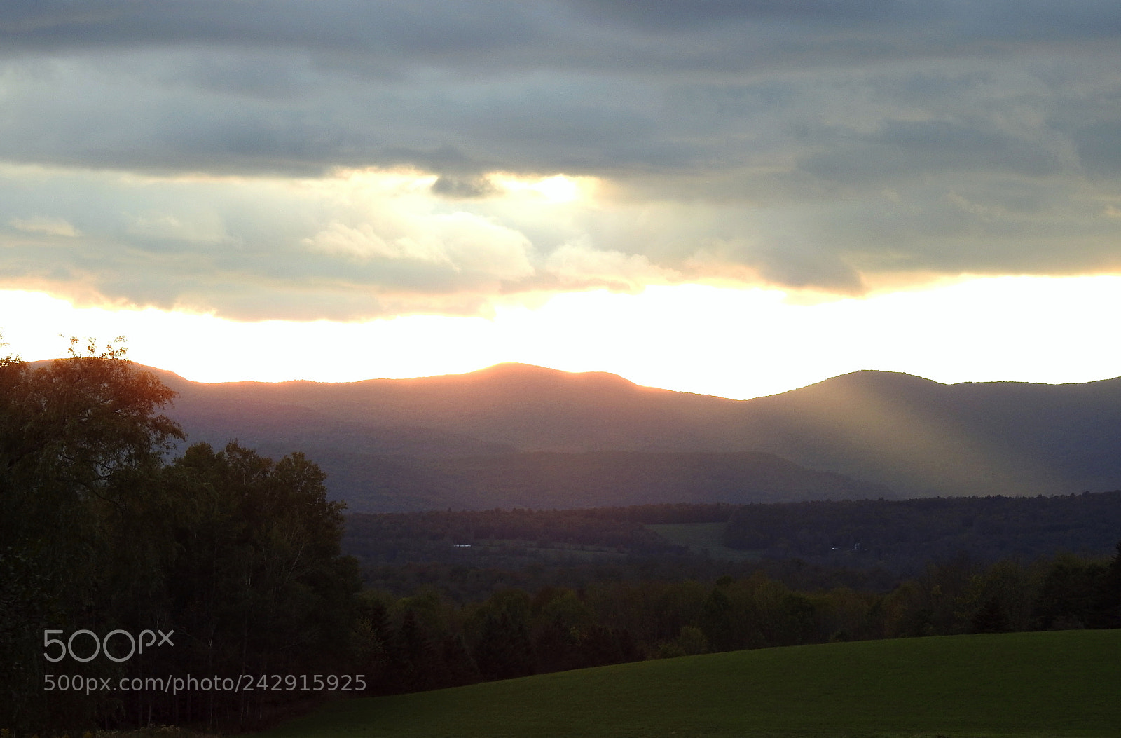 Nikon Coolpix P900 sample photo. Vermont mountain valley at photography