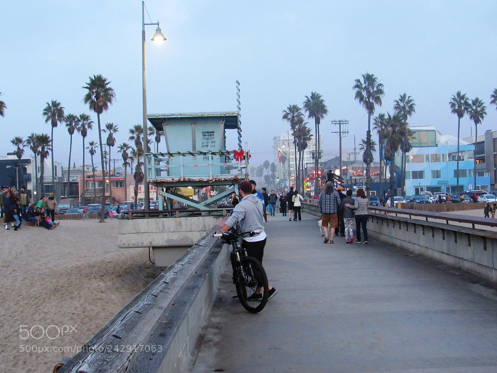Canon PowerShot SX530 HS sample photo. Venice board walk photography