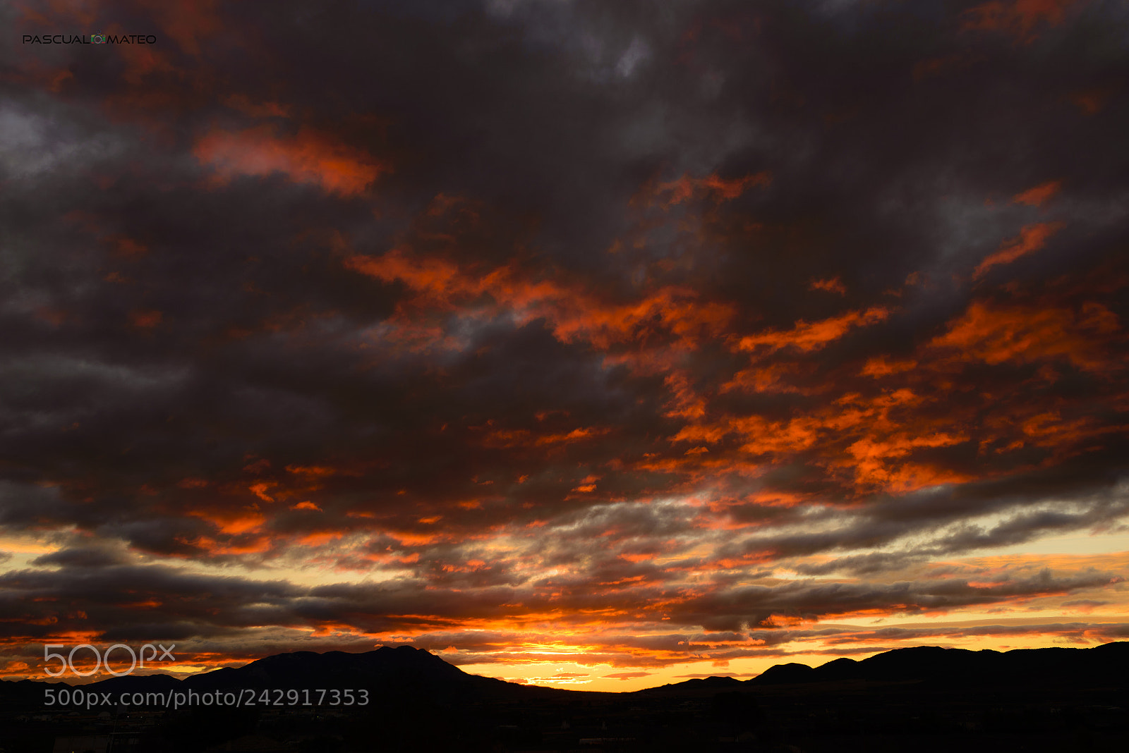 Nikon D610 sample photo. Amanecer amenazante photography