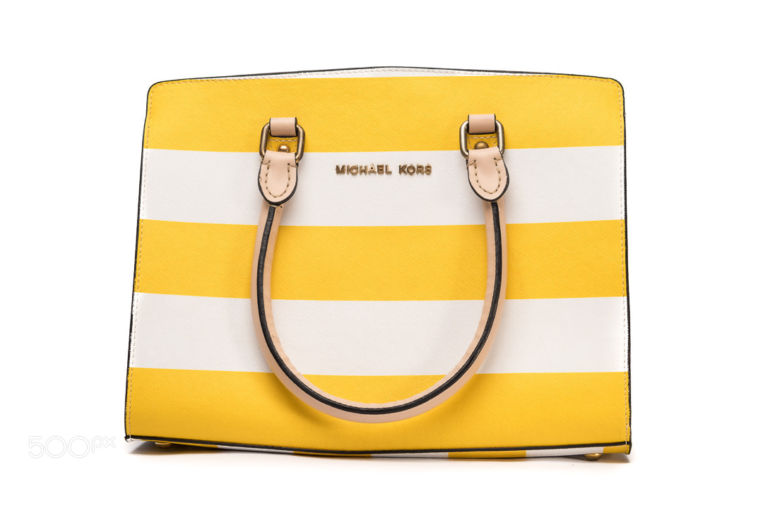 Fujifilm X-T2 sample photo. Product photography handbag photography