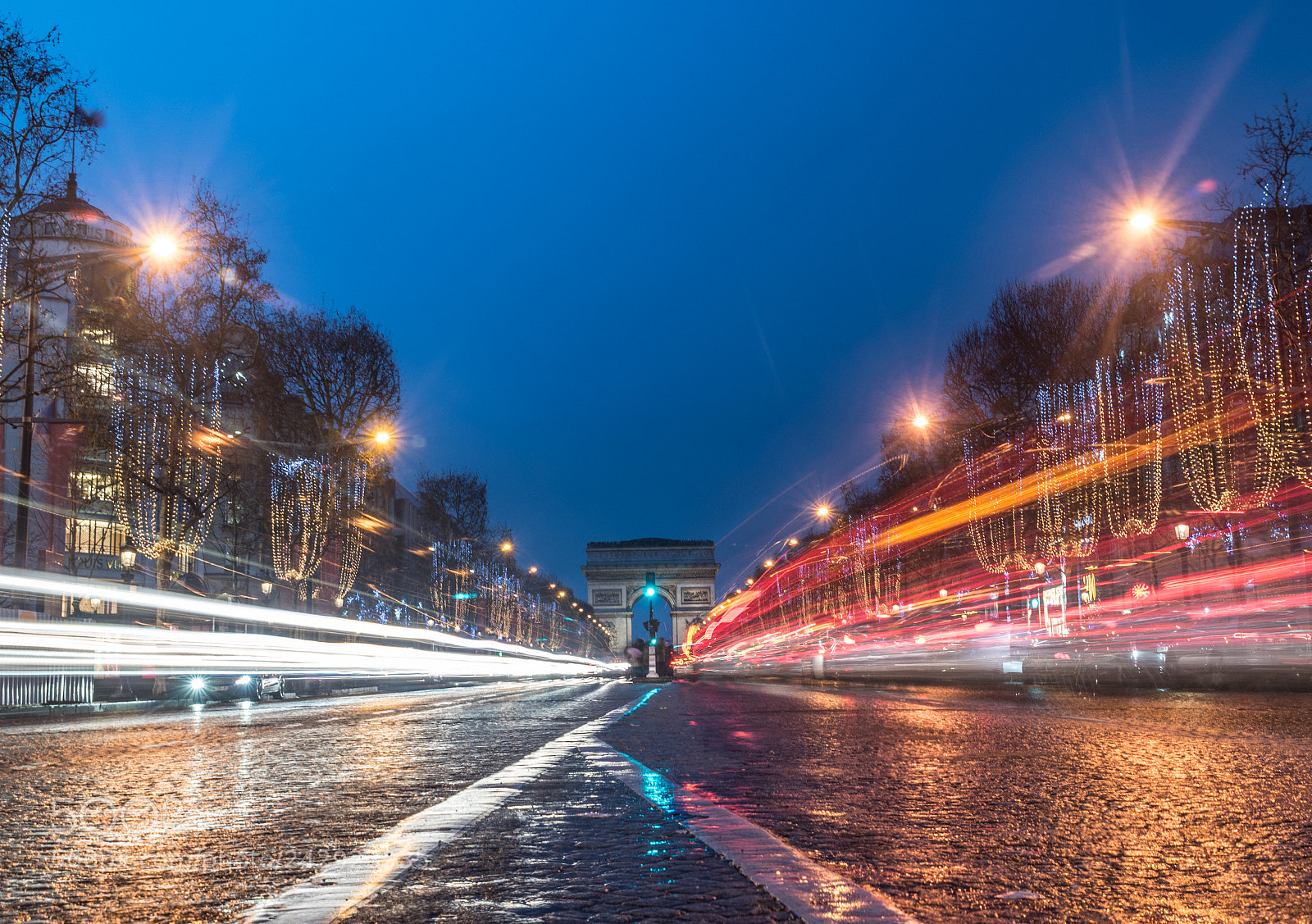 Nikon D5500 sample photo. Light trails in paris photography