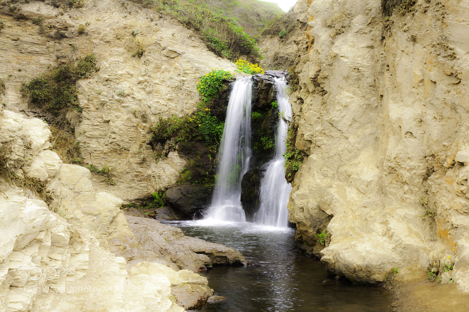 Canon EOS 1000D (EOS Digital Rebel XS / EOS Kiss F) sample photo. Alamere falls photography