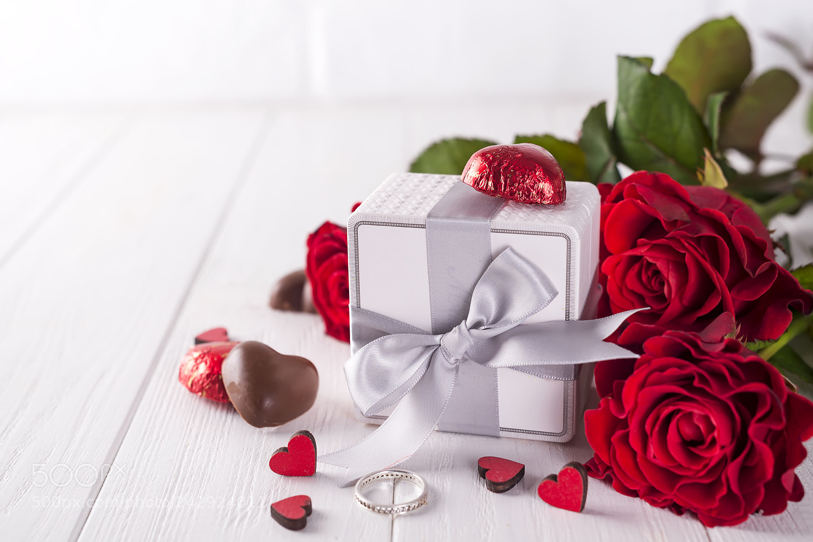 Nikon D610 sample photo. Fresh red roses and photography