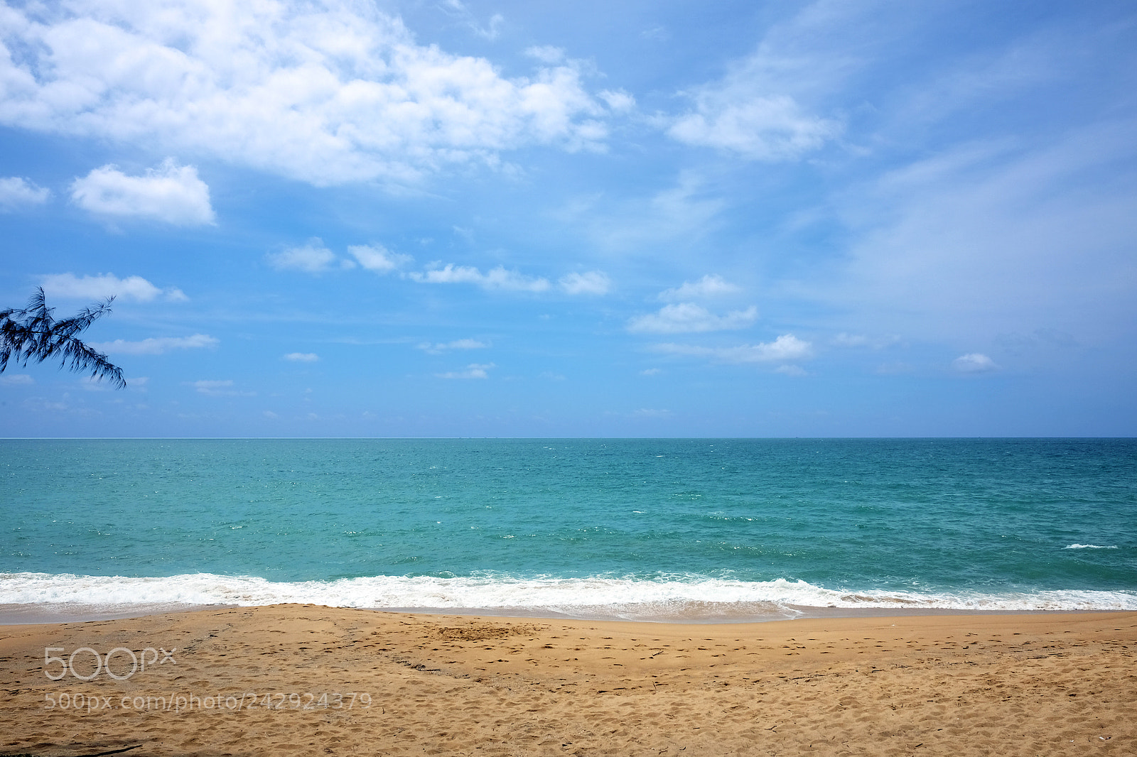 Fujifilm X70 sample photo. Quiet beach photography