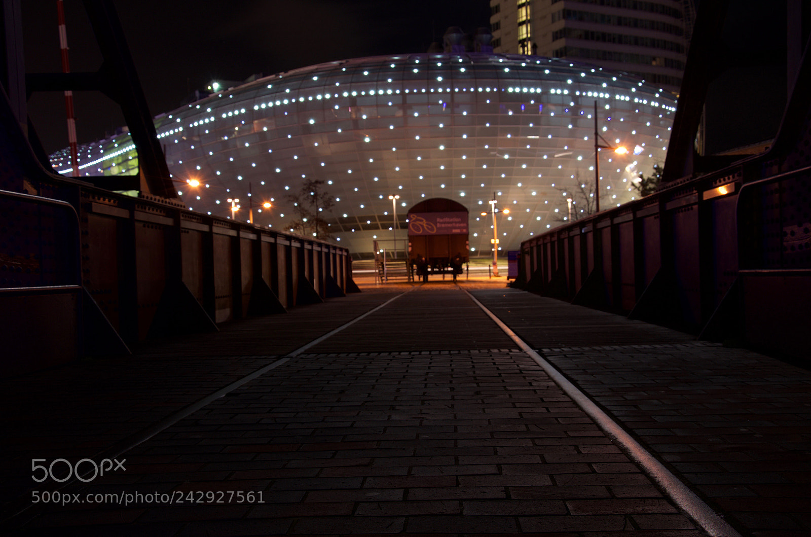Nikon D5100 sample photo. Bremerhaven klimahaus photography