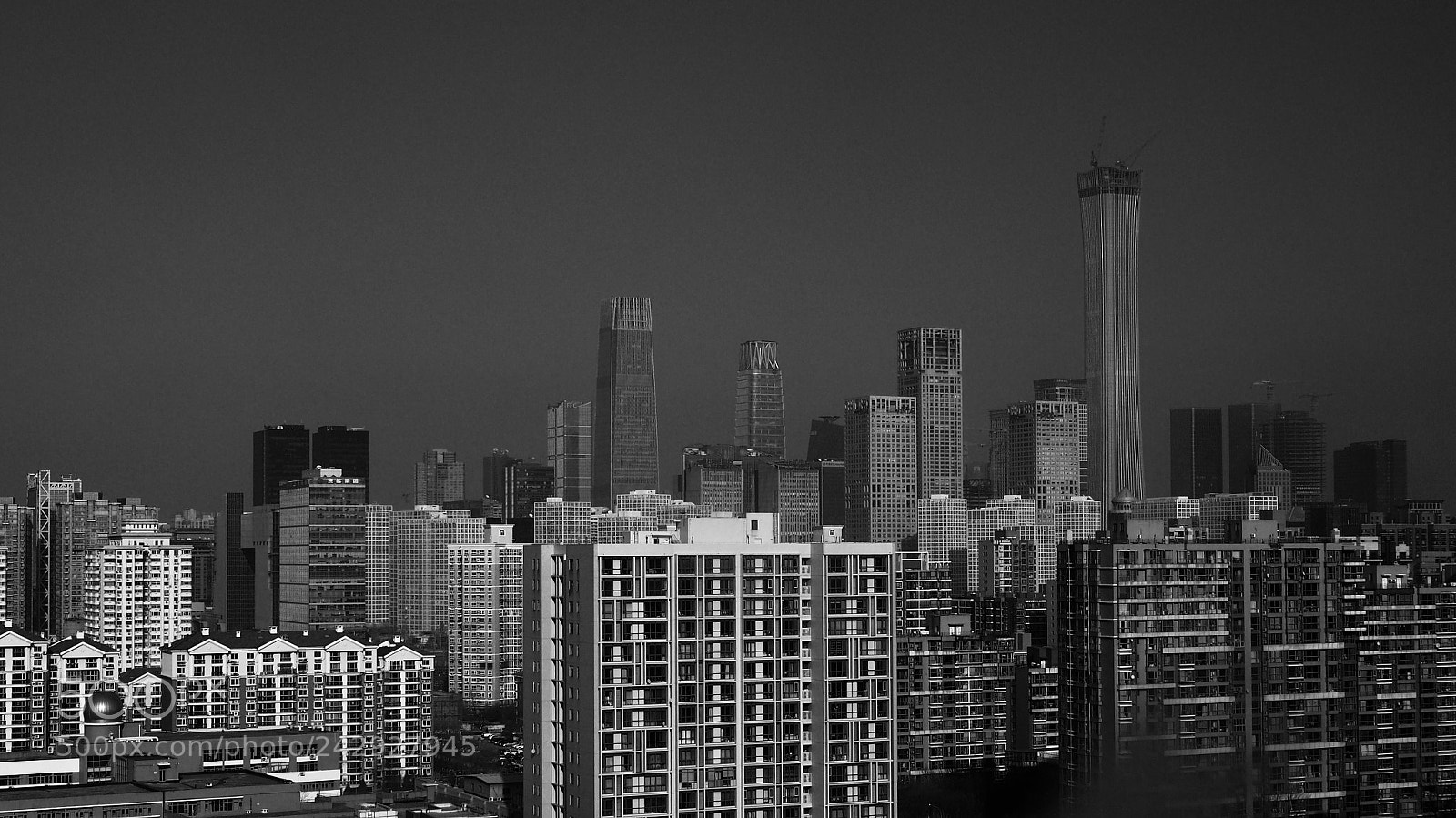 Olympus OM-D E-M10 II sample photo. 阴郁 photography