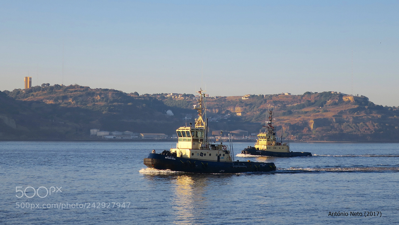 Canon PowerShot G9 X sample photo. Tugboats photography