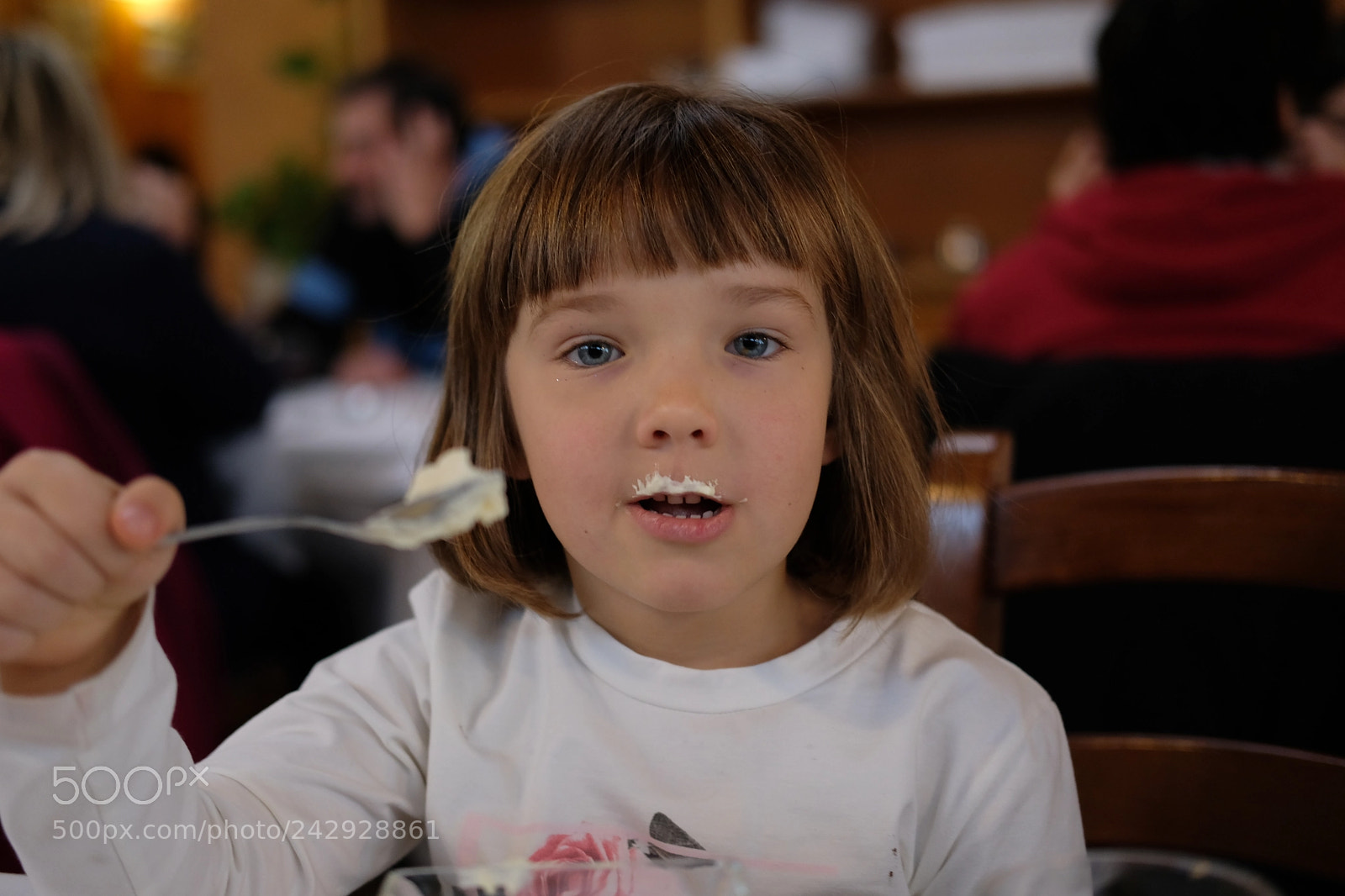 Fujifilm X-T20 sample photo. Good cream photography