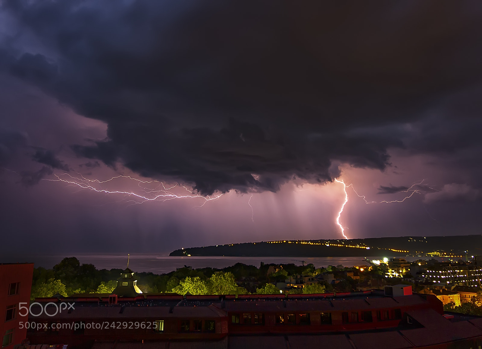 Canon EOS 60D sample photo. Lightning strikes photography