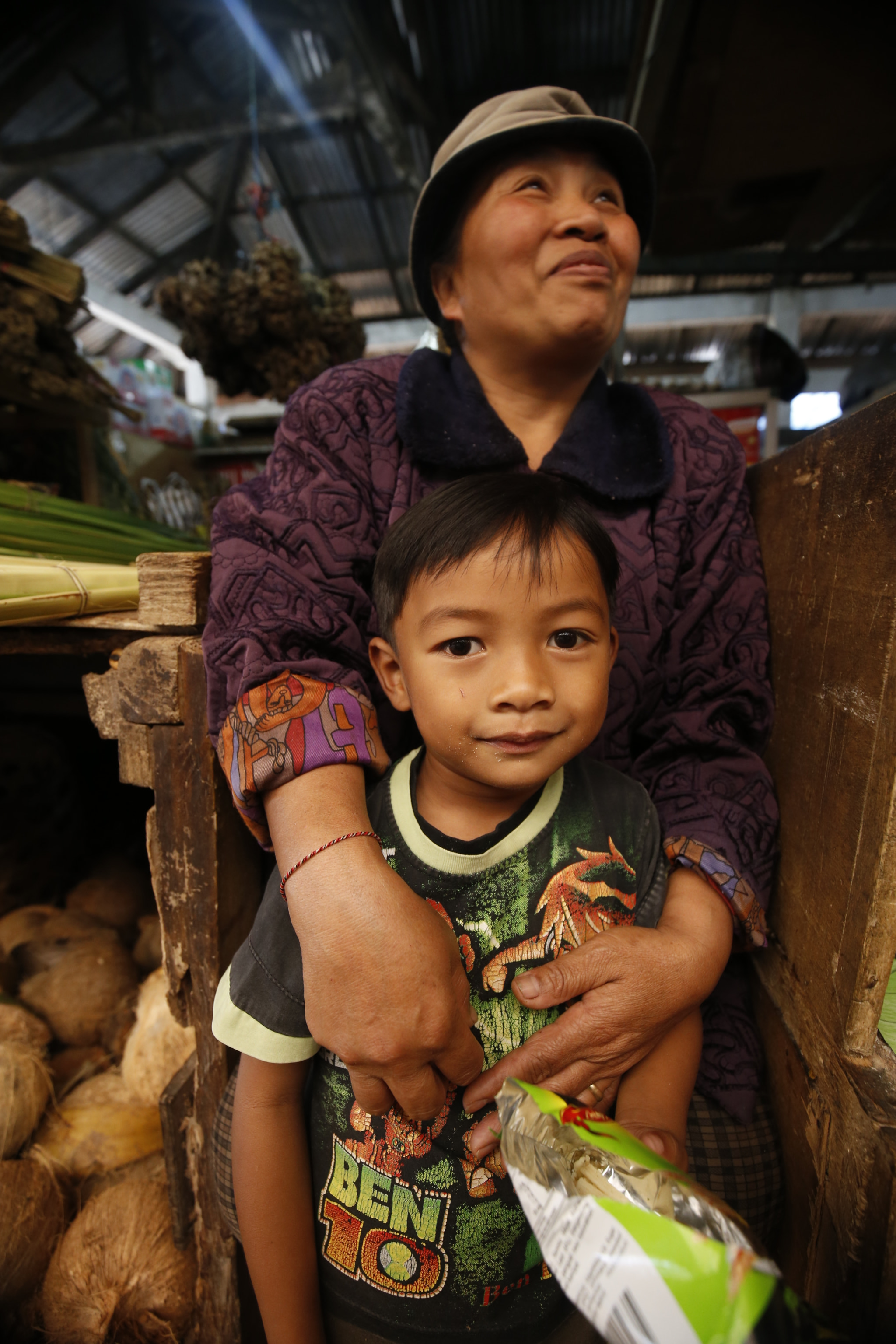 Canon EF 16-35mm F4L IS USM sample photo. Smile :) photography