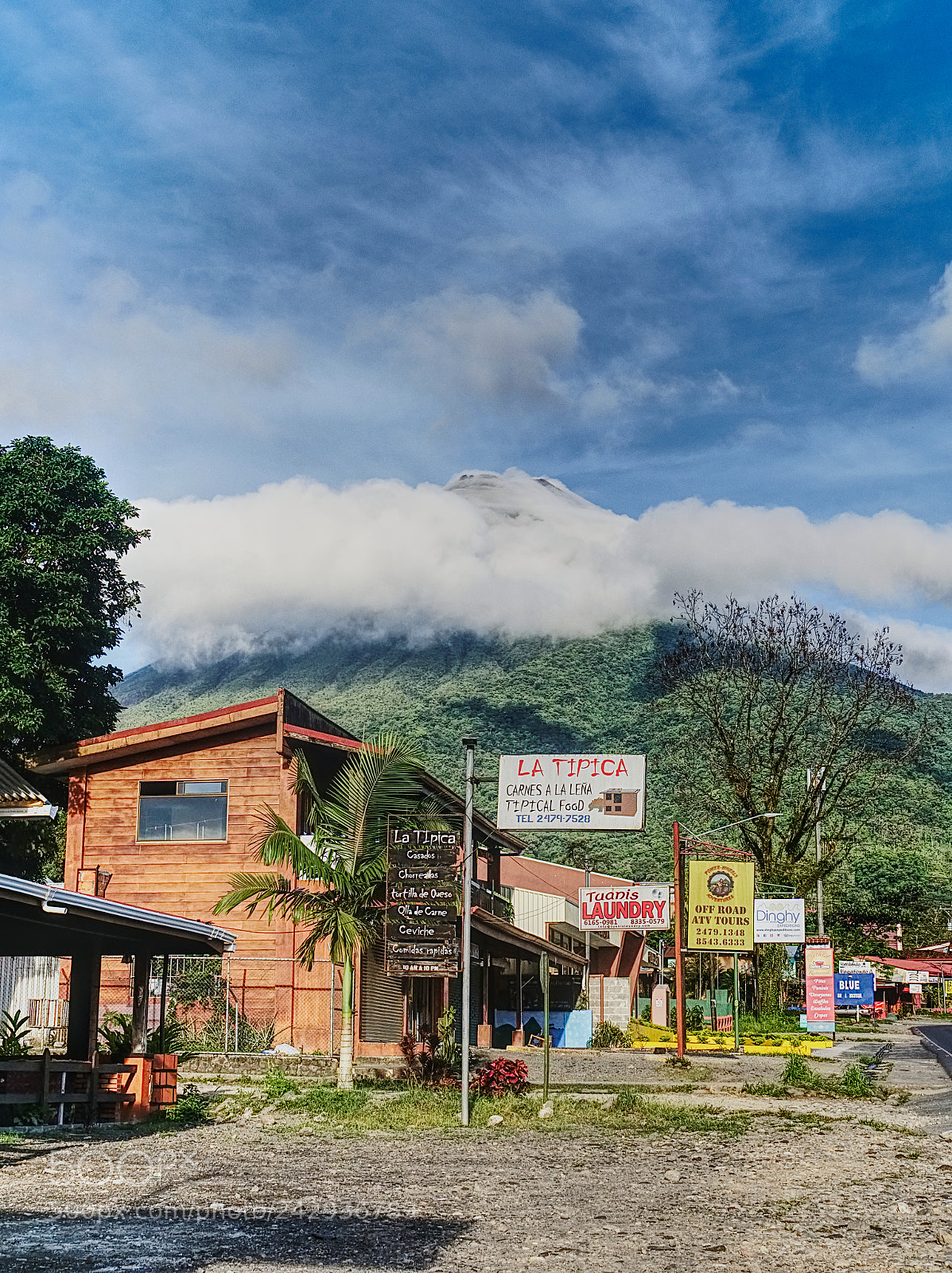 Olympus OM-D E-M5 II sample photo. Vulcano arenal photography