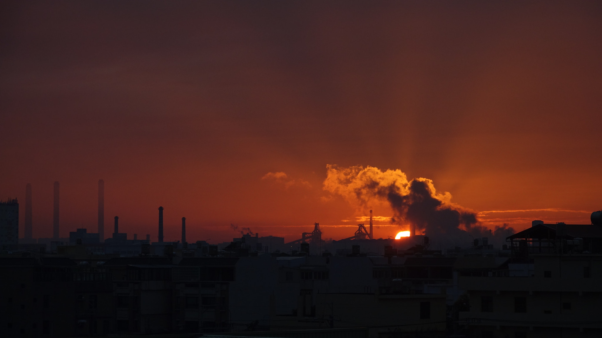 Sony HDR-CX900 sample photo. 霾的美麗與哀愁。the beauty and the beast.sunset  with pm2.5 photography