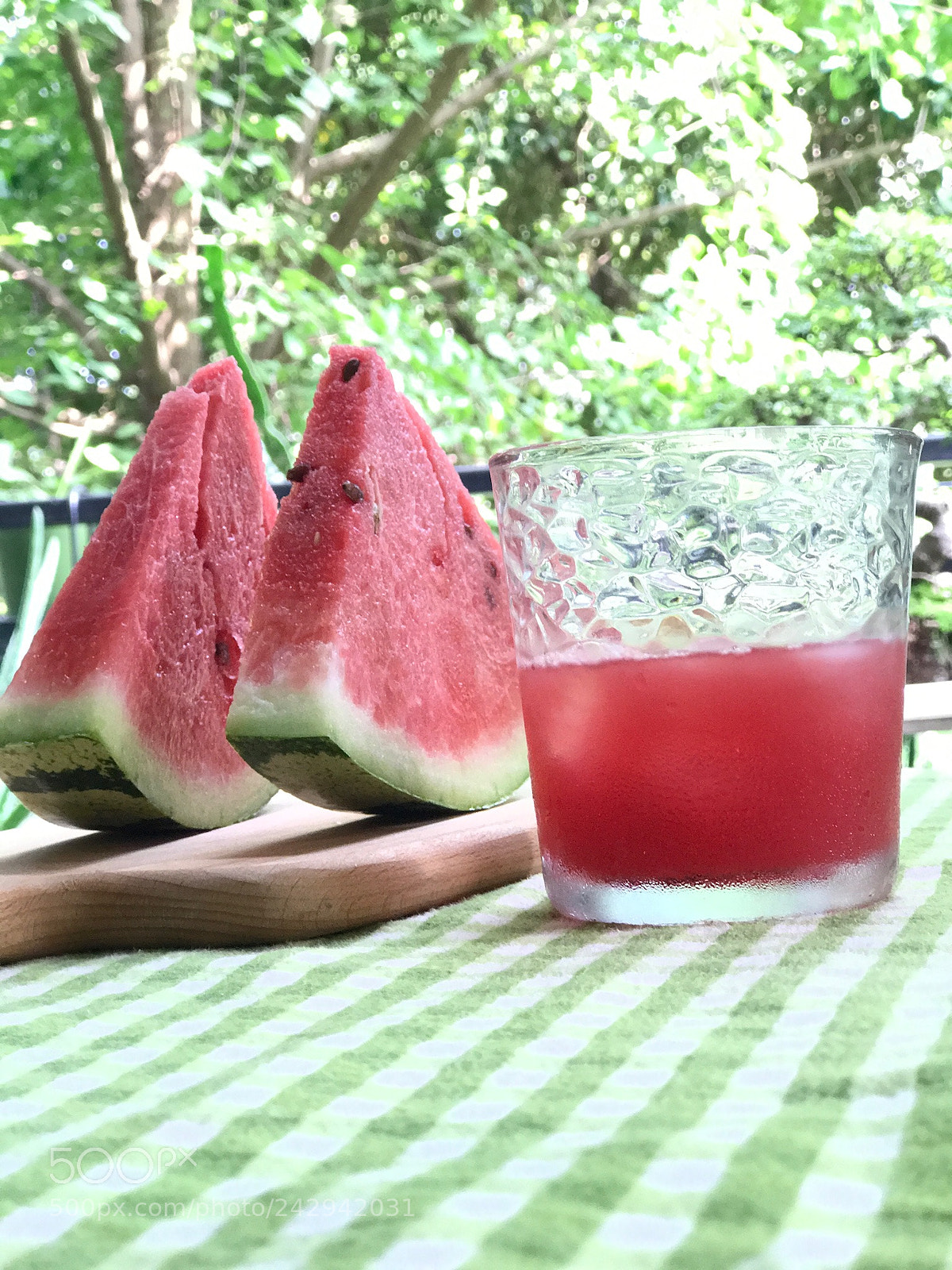 Apple iPhone 7 Plus sample photo. No watermelon, no summer. photography
