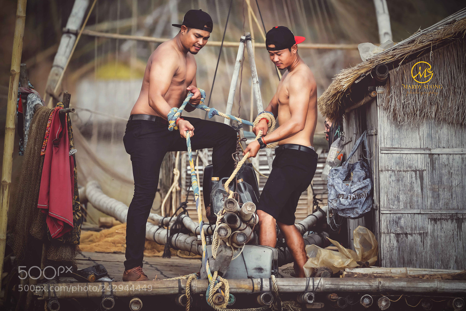 Nikon D800 sample photo. បុរសនេសាទត្រី ! fishermen ! photography