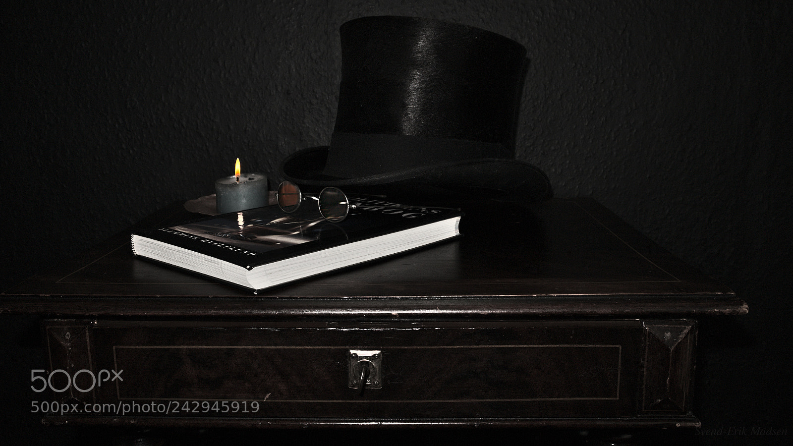 Canon EOS M10 sample photo. The readers place photography
