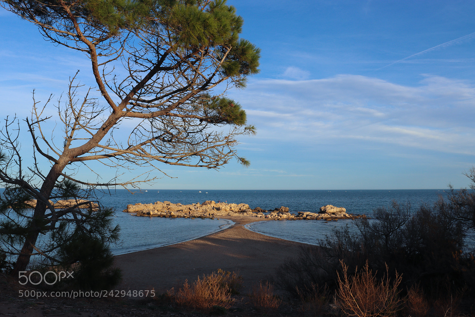 Canon EOS 800D (EOS Rebel T7i / EOS Kiss X9i) sample photo. Tiny peninsula photography