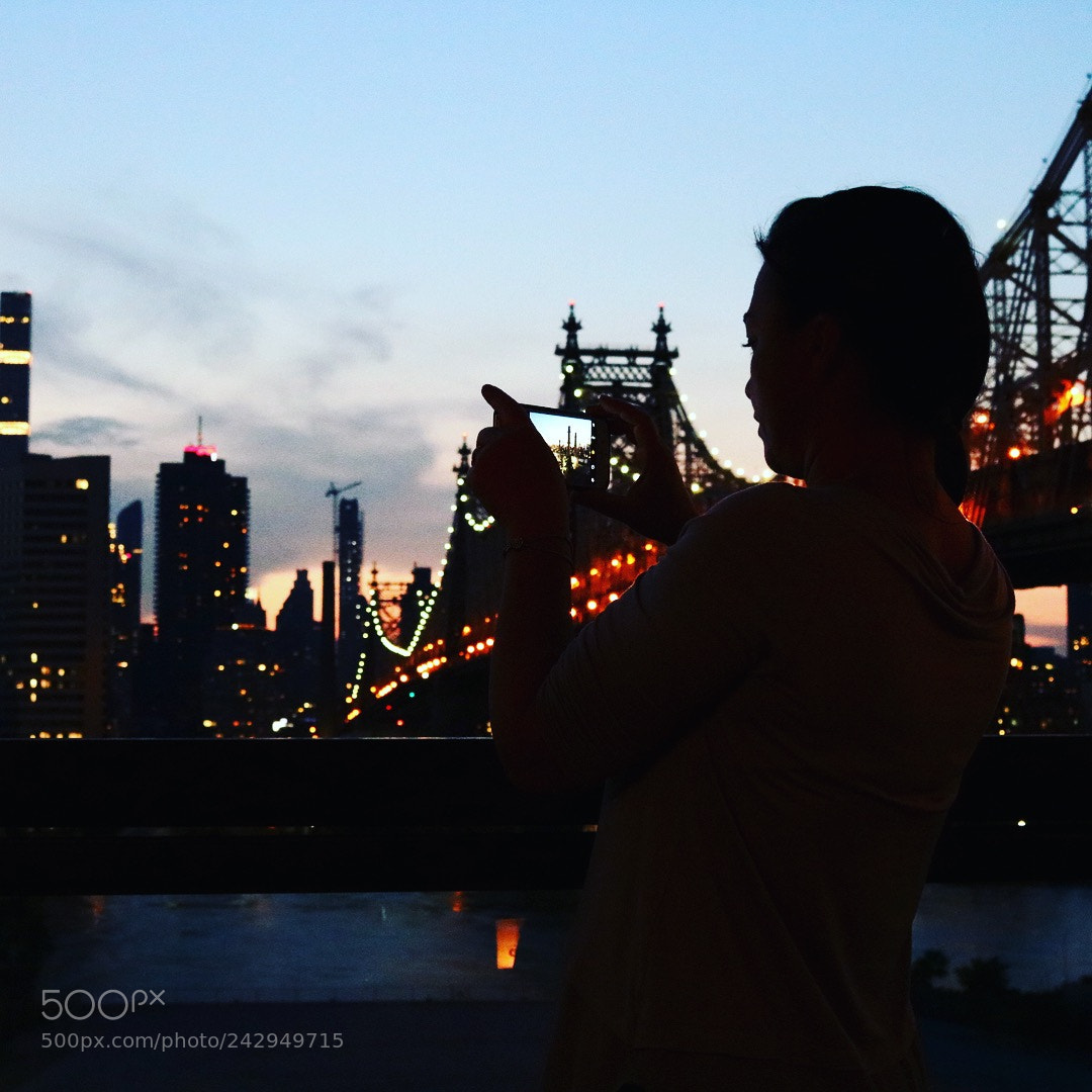 Canon EOS 750D (EOS Rebel T6i / EOS Kiss X8i) sample photo. Nyc at sunset ? photography