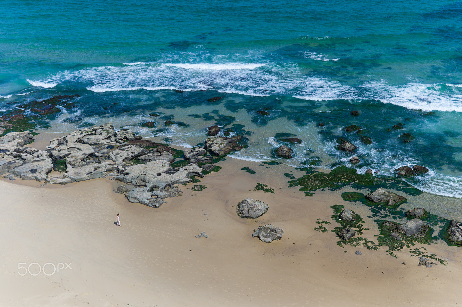 Leica M9 + Summicron-M 35mm f/2 (IV) sample photo. At nobbys beach photography