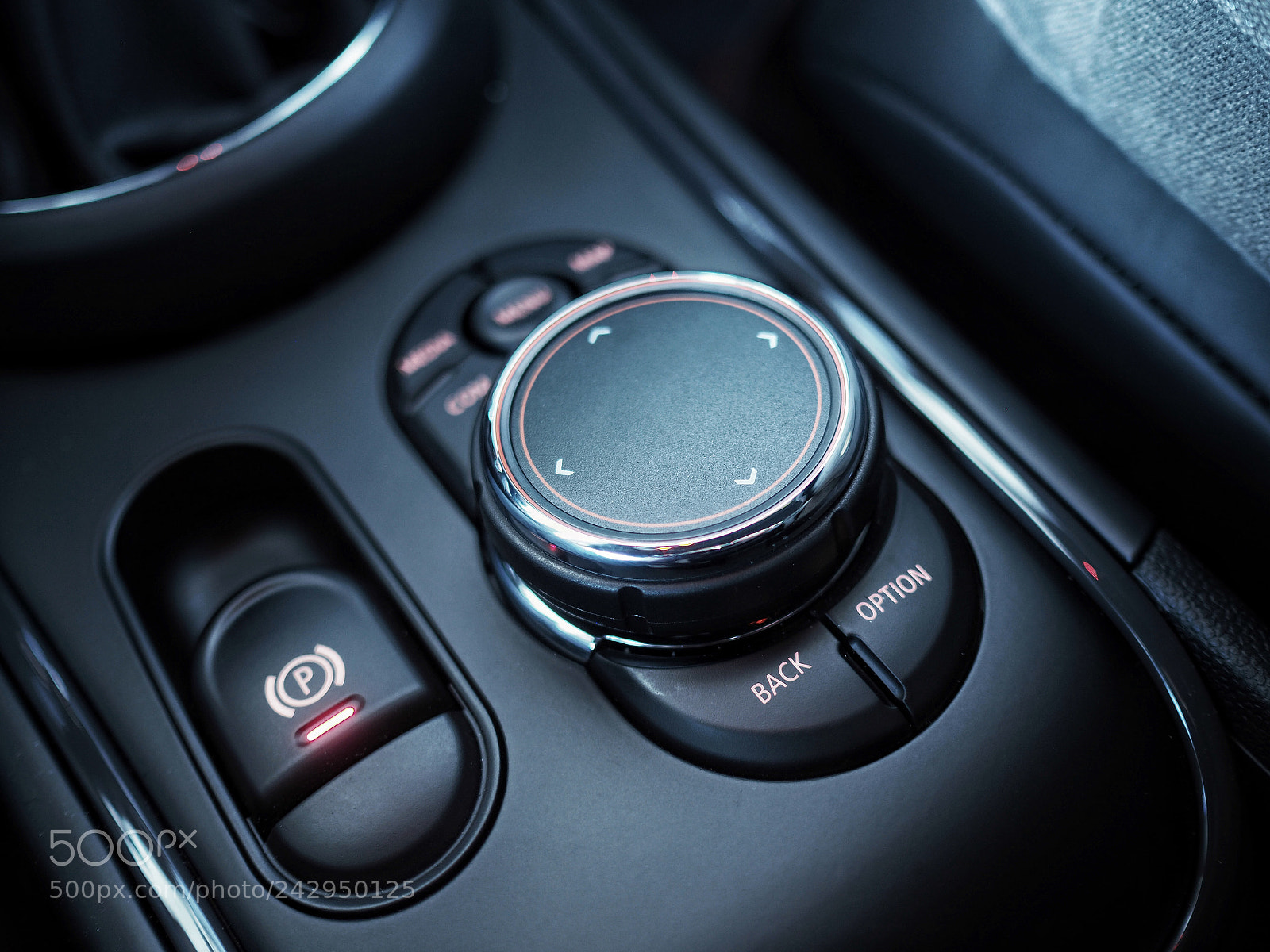 Olympus PEN-F sample photo. Mini cooper countryman photography