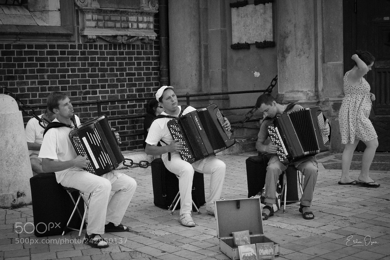 Canon EOS 550D (EOS Rebel T2i / EOS Kiss X4) sample photo. The band photography