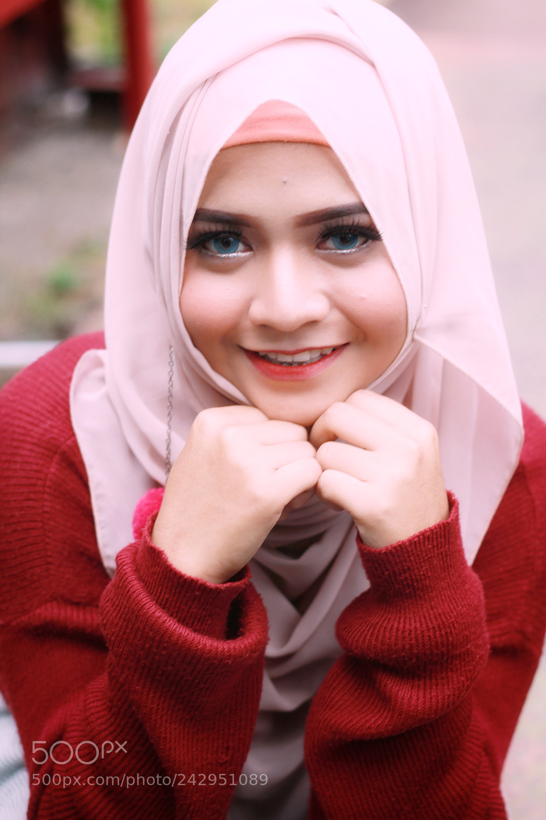 Canon EOS 1300D (EOS Rebel T6 / EOS Kiss X80) sample photo. Natural  smile photography