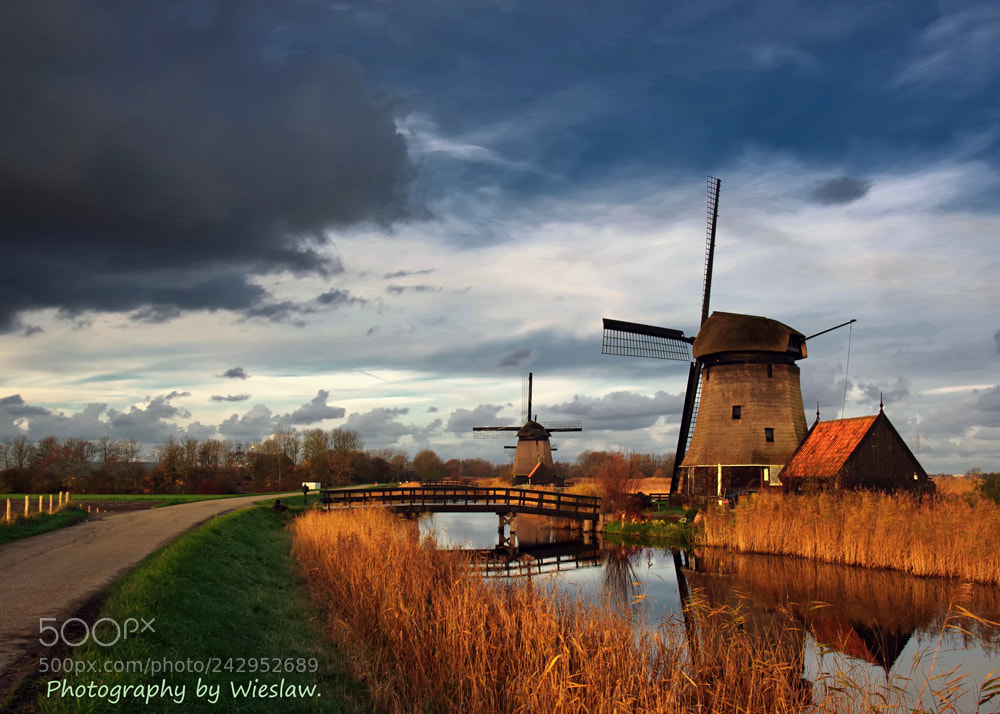 Pentax K-1 sample photo. Stormachtige tijd. photography