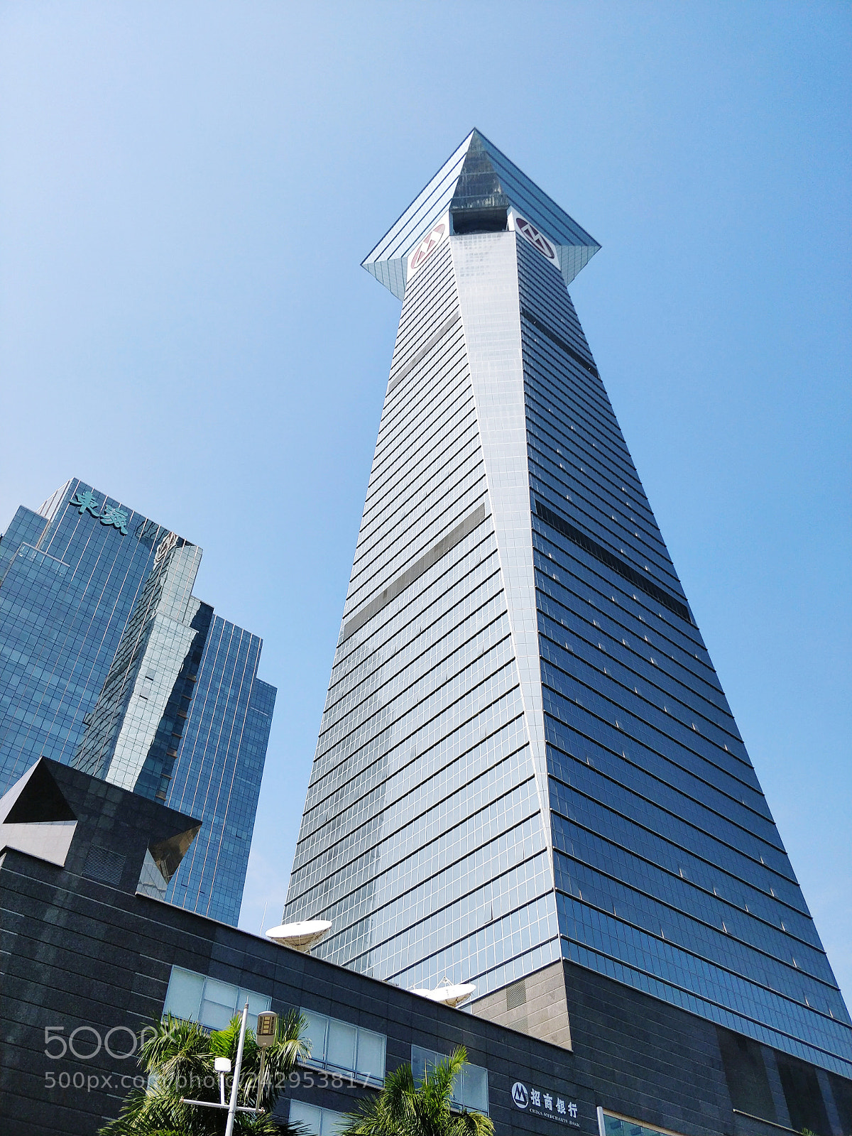 OnePlus 5 sample photo. Cmb building photography