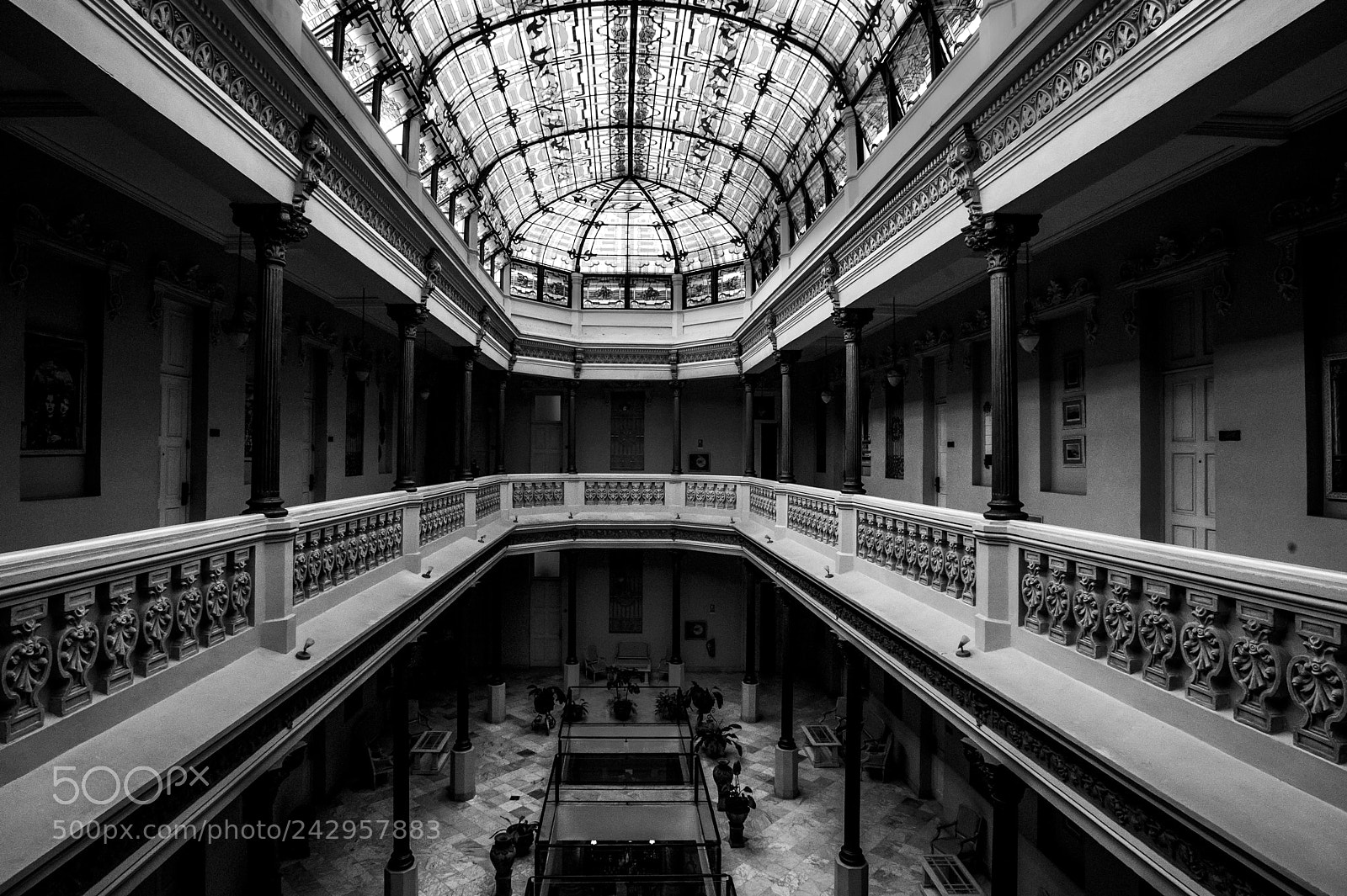 Nikon D700 sample photo. Hotel raquel skylight photography