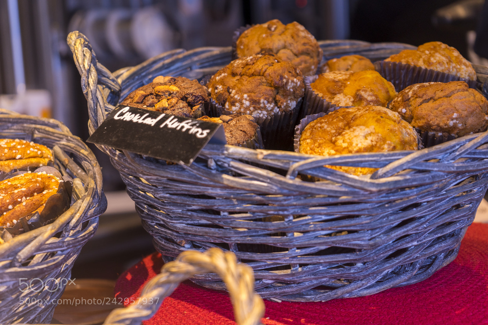Sony a7R sample photo. Chocolate muffins photography
