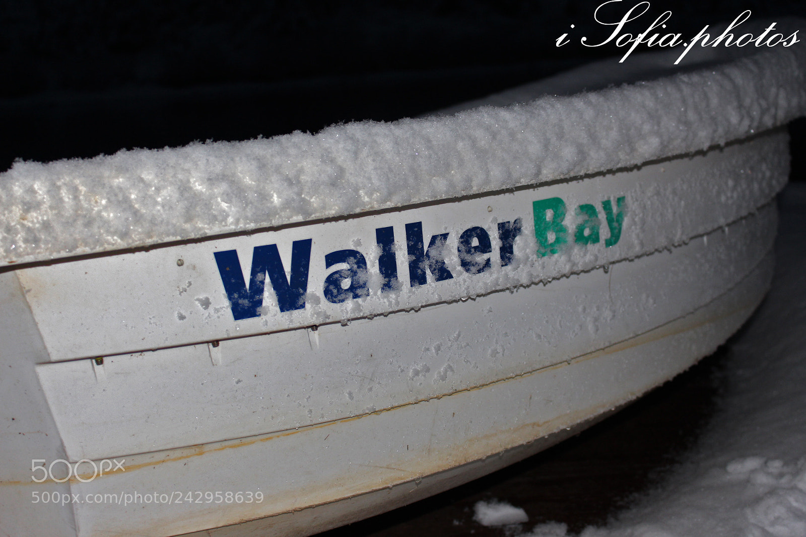 Canon EOS 700D (EOS Rebel T5i / EOS Kiss X7i) sample photo. Snowy boaty photography