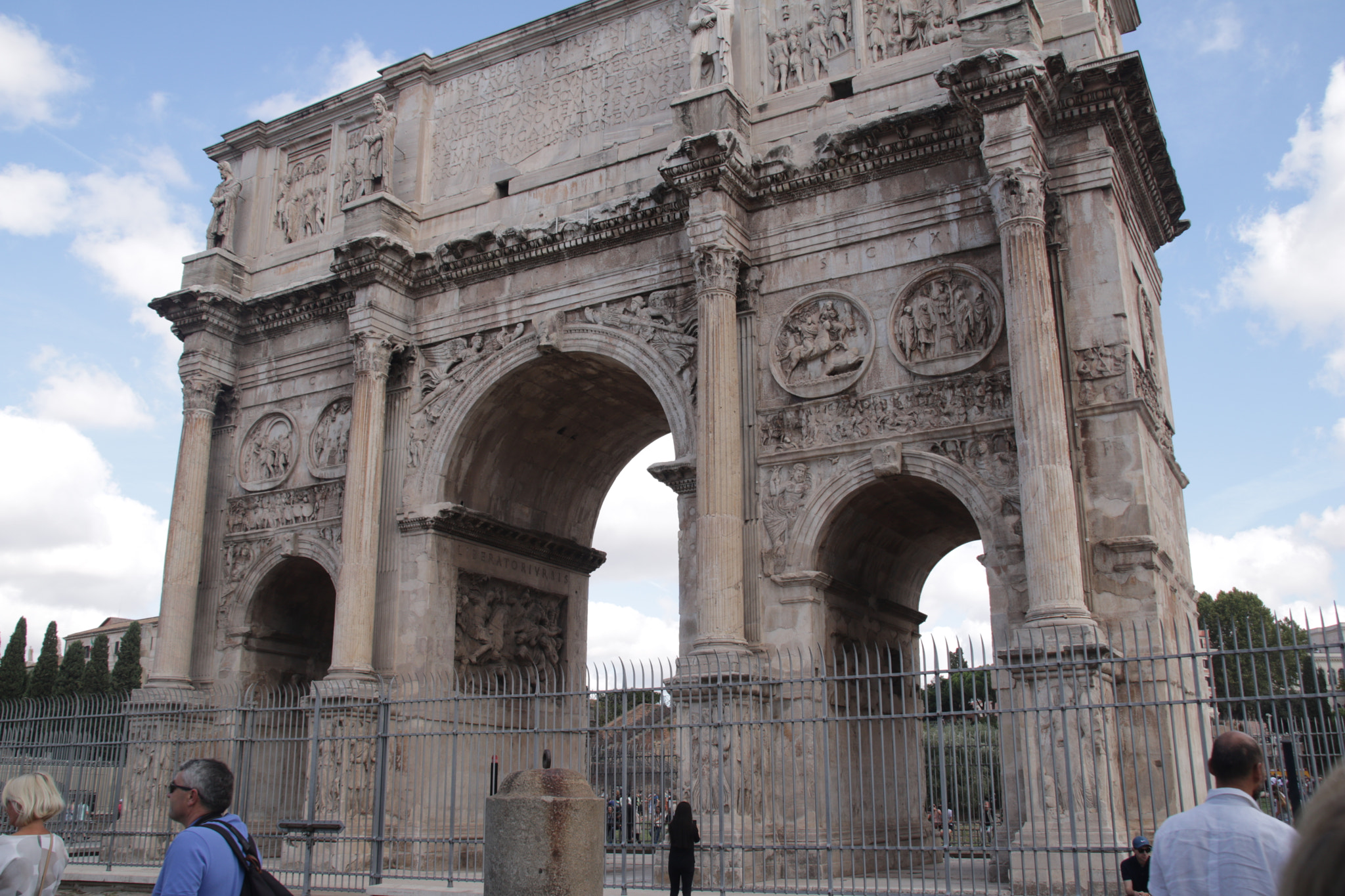 Canon EOS 760D (EOS Rebel T6s / EOS 8000D) + Sigma 18-200mm f/3.5-6.3 DC OS sample photo. Arch of constantine photography