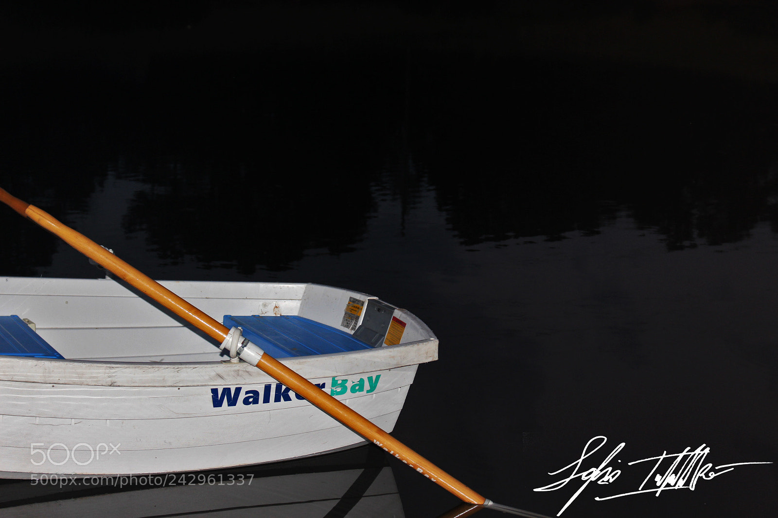 Canon EOS 700D (EOS Rebel T5i / EOS Kiss X7i) sample photo. Boaty in the lake photography