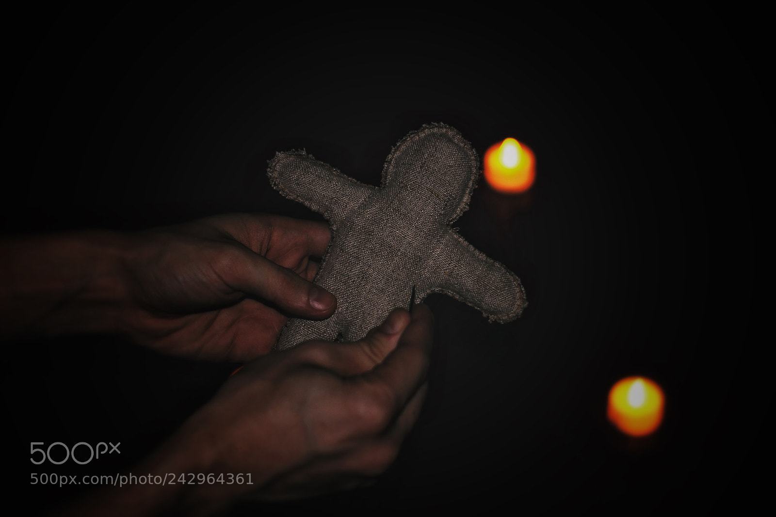 Canon EOS 1300D (EOS Rebel T6 / EOS Kiss X80) sample photo. Voodoo doll photography