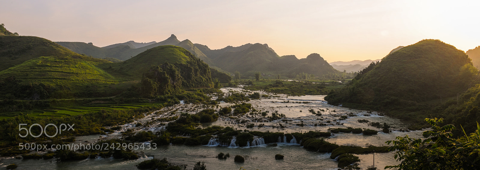Nikon D3X sample photo. River between china and photography