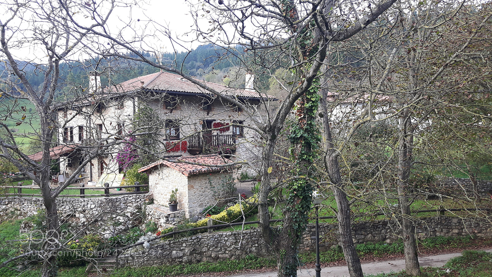 Samsung Galaxy S5 Neo sample photo. Euskal baserria photography