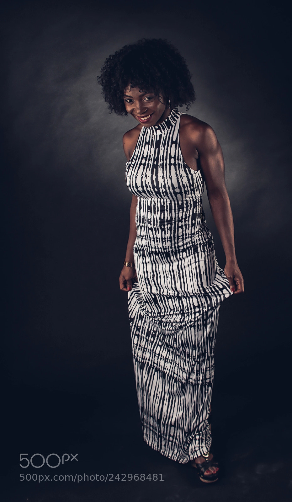 Canon EOS 7D Mark II sample photo. Studio portrait photography