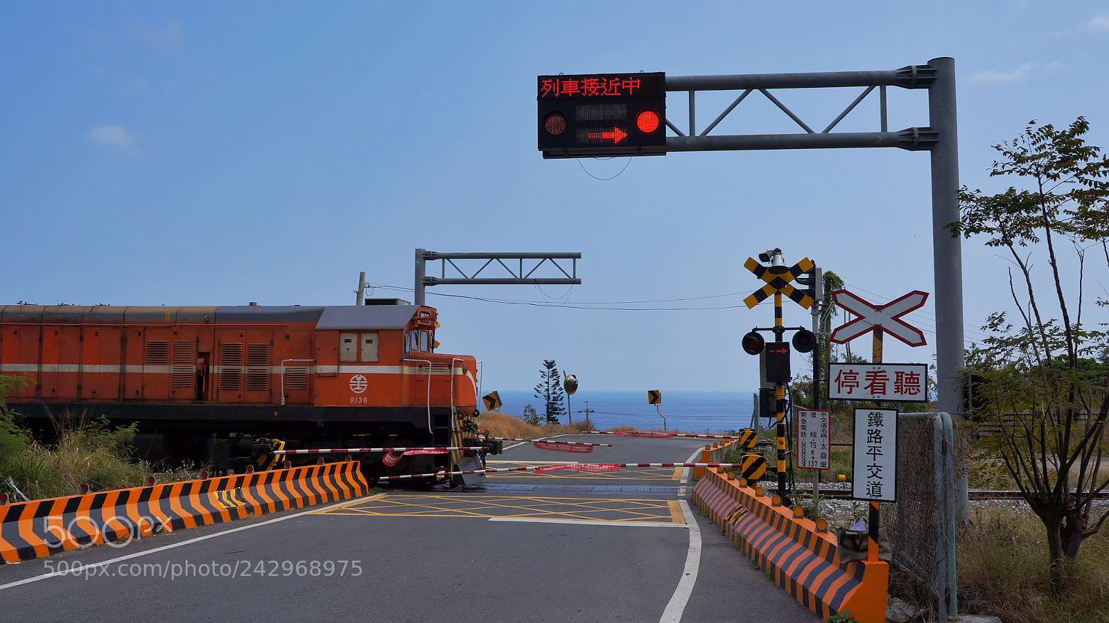 Sony Alpha NEX-5N sample photo. Untitled photography