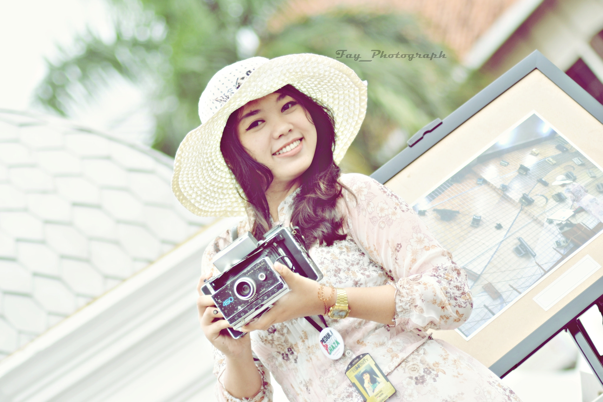 Nikon AF Nikkor 70-300mm F4-5.6G sample photo. "newbie model" photography