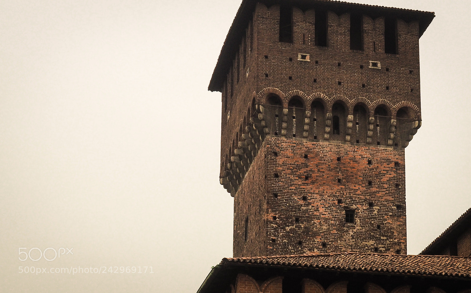 Olympus OM-D E-M10 sample photo. Castello sforzesco tower, milan photography