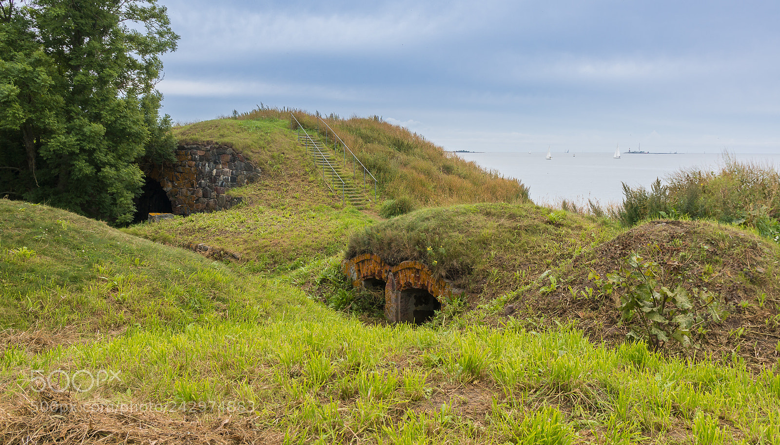 Sony Alpha NEX-5N sample photo. Catacombs on the island photography