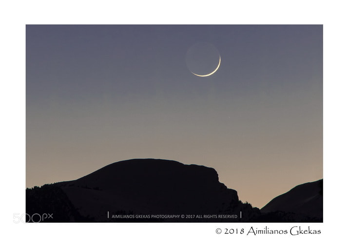 Canon EOS 760D (EOS Rebel T6s / EOS 8000D) sample photo. Young moon photography