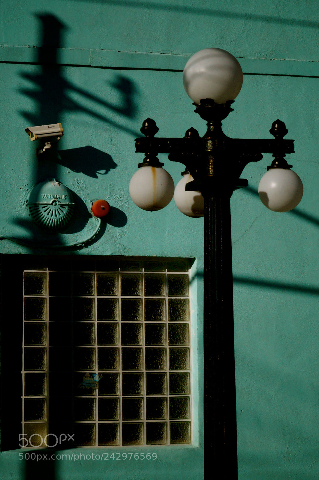 Sony Alpha NEX-3N sample photo. Ybor shadows photography
