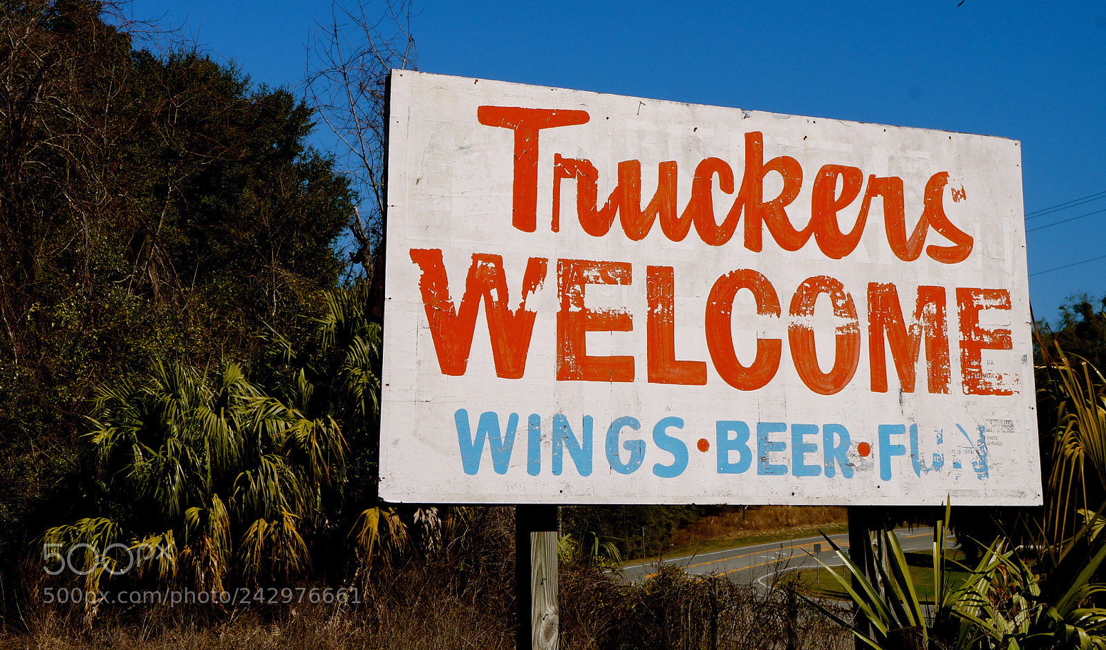 Sony Alpha NEX-3N sample photo. Truckers welcome photography