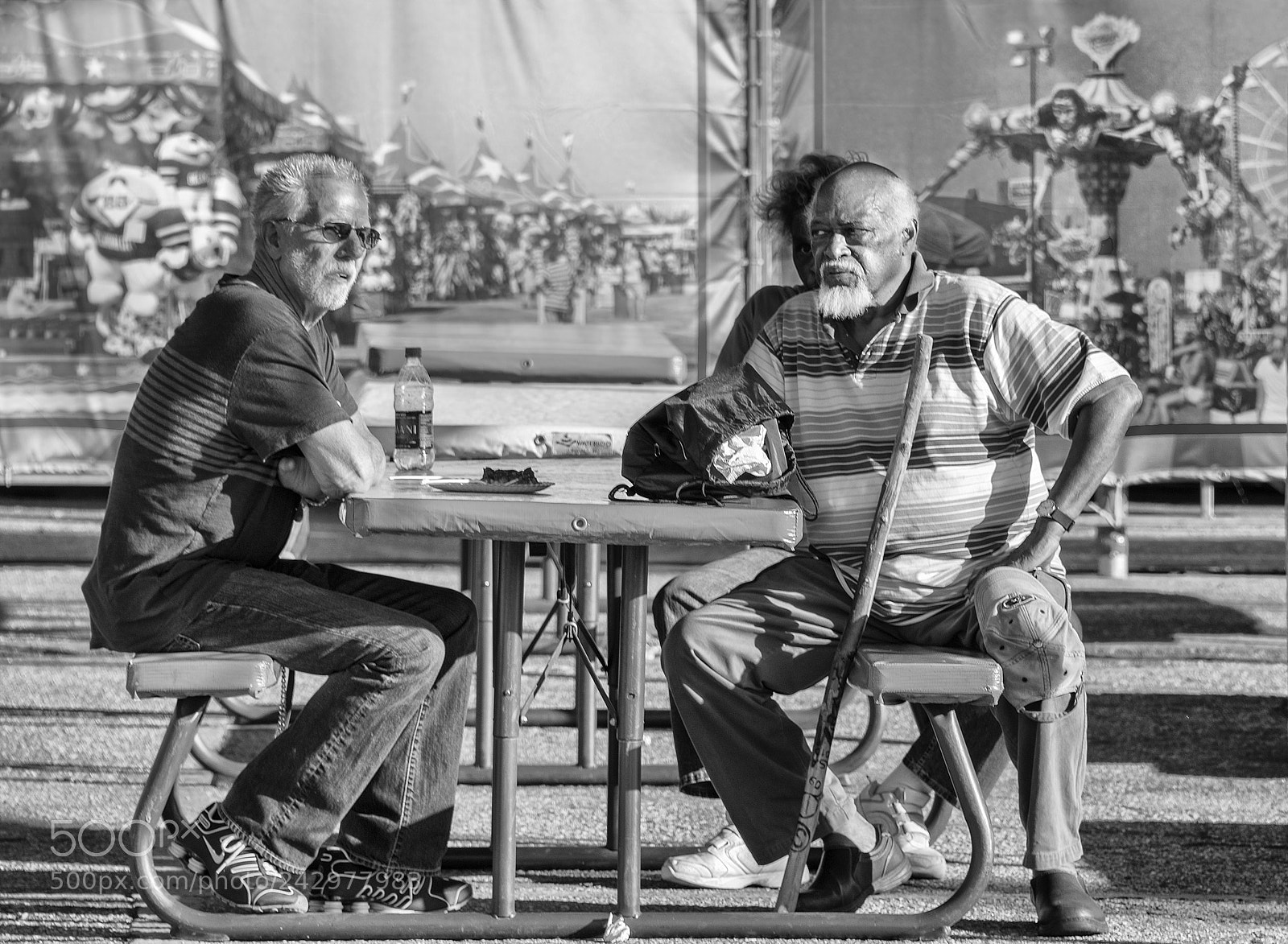 Nikon D600 sample photo. Sharing a table, state photography
