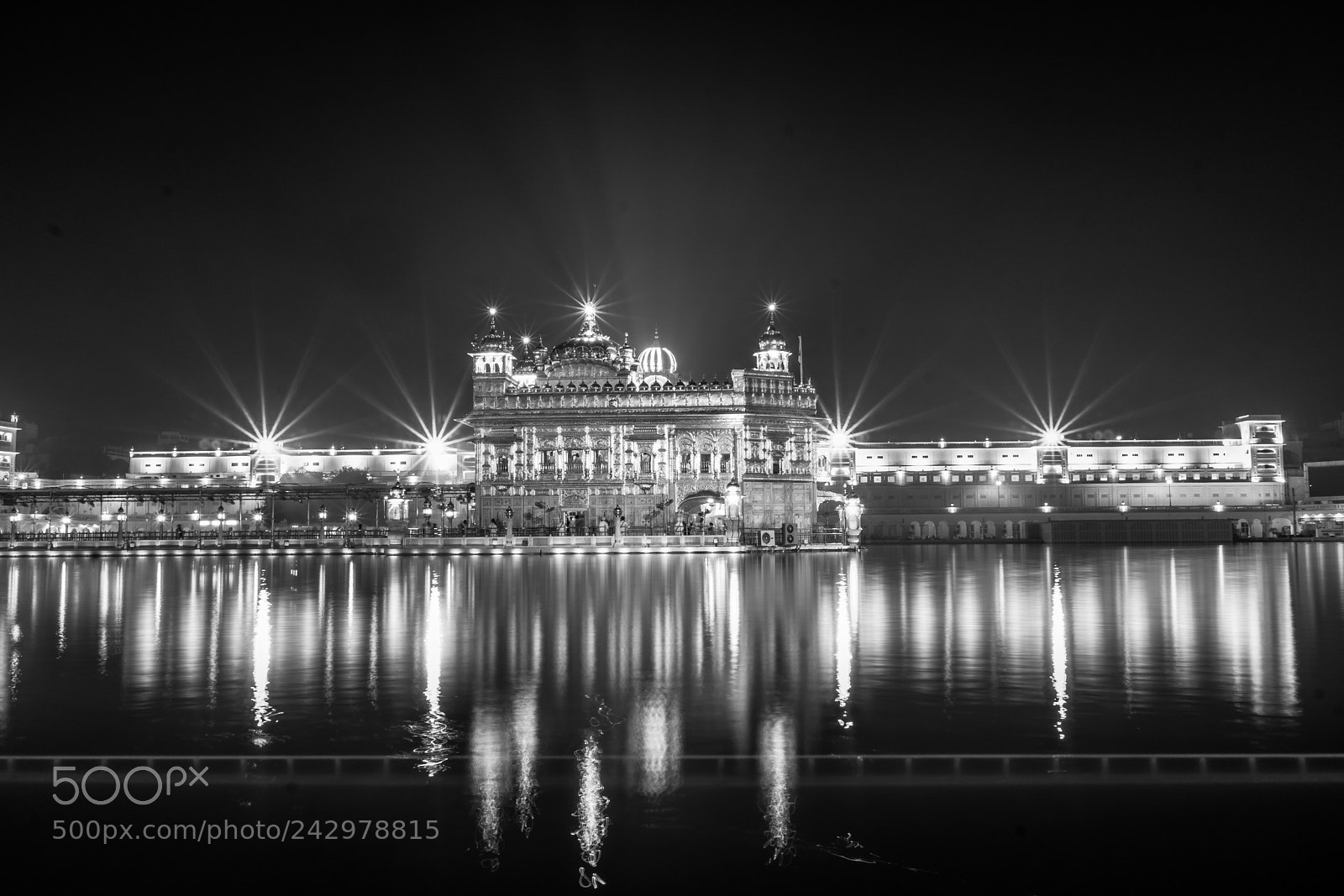 Sony a6300 sample photo. Golden temple in monochrome photography