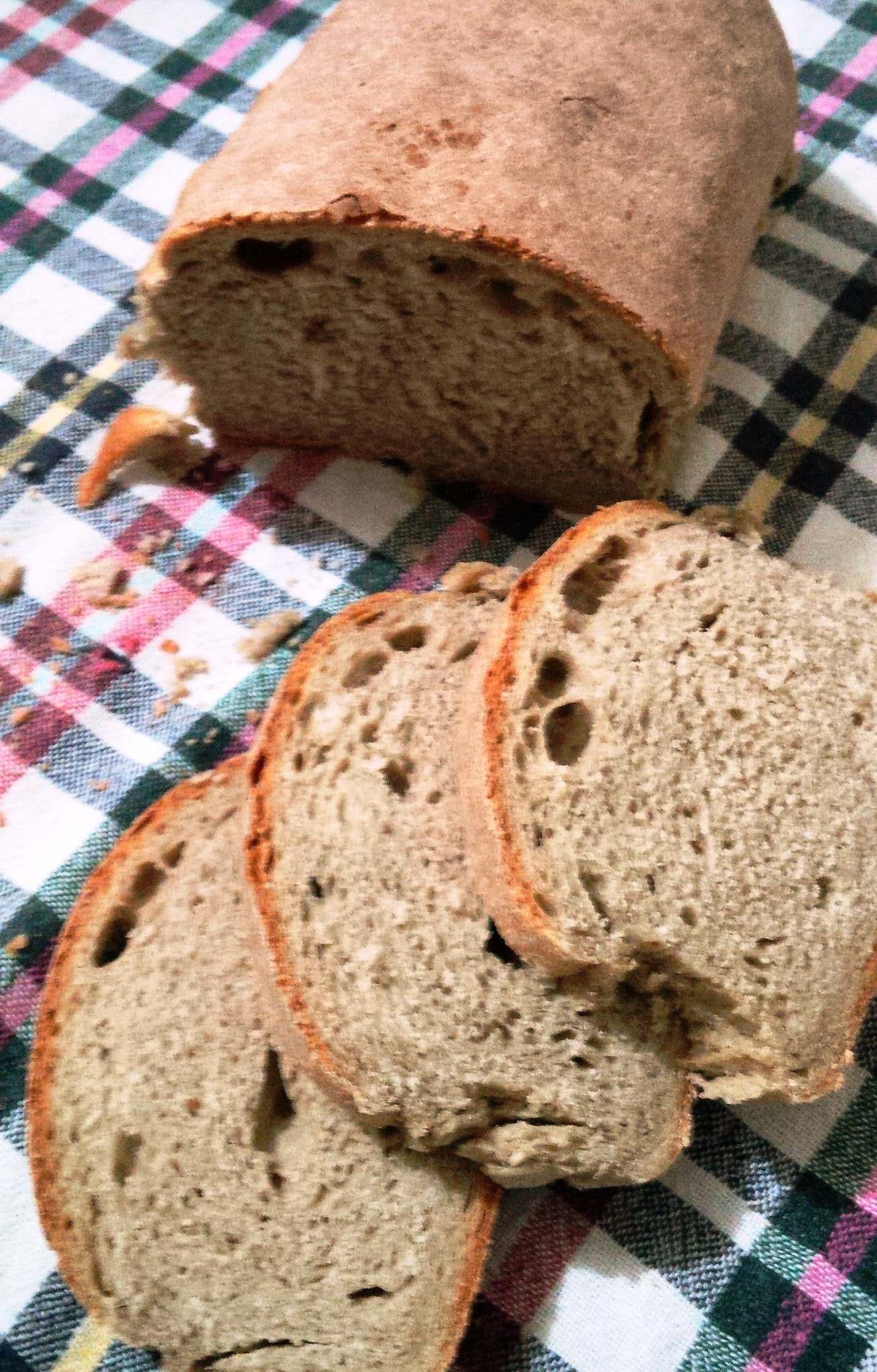 BlackBerry Z10 sample photo. Barley bread photography