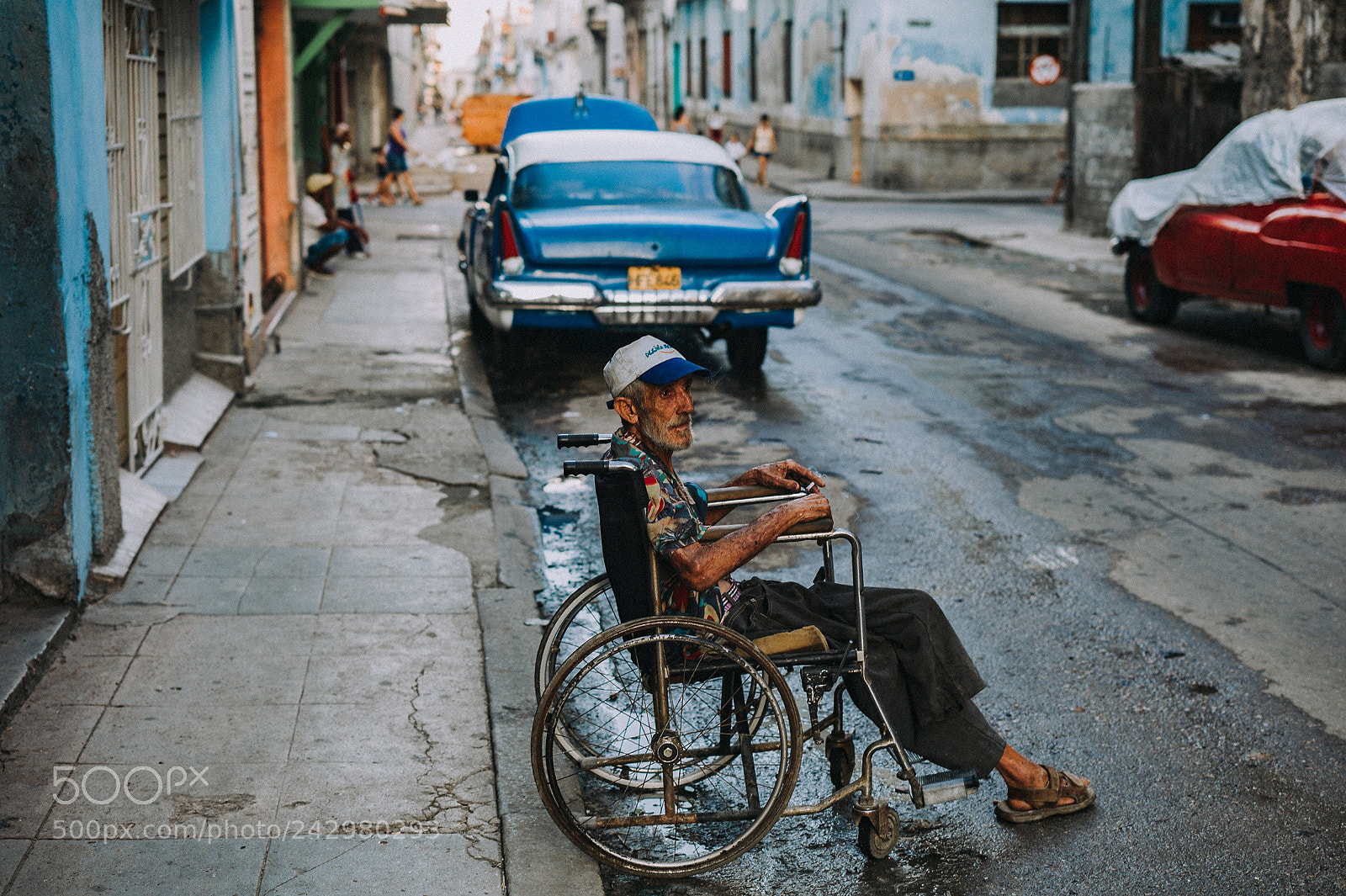 Leica M9 sample photo. Cuban room, (2013) photography