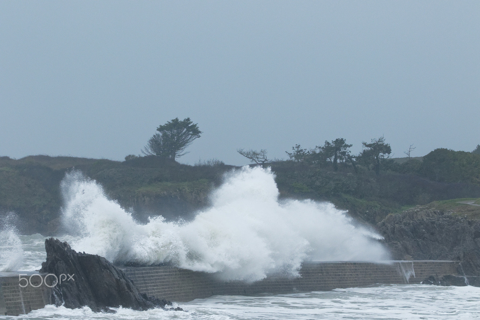 Tamron SP 150-600mm F5-6.3 Di VC USD sample photo. Vagues photography